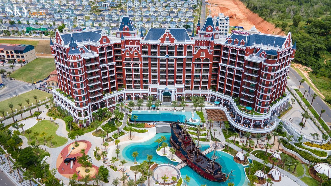 Toàn cảnh khách sạn Movenpick Phan Thiết đẳng cấp 5 sao